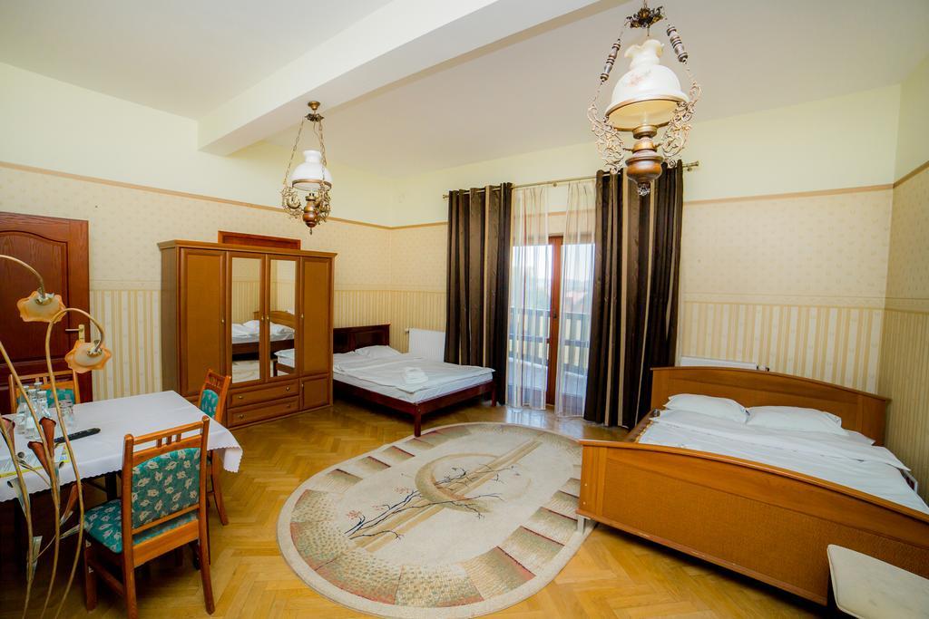 Zajazd Polonez Rzeszów Habitación foto
