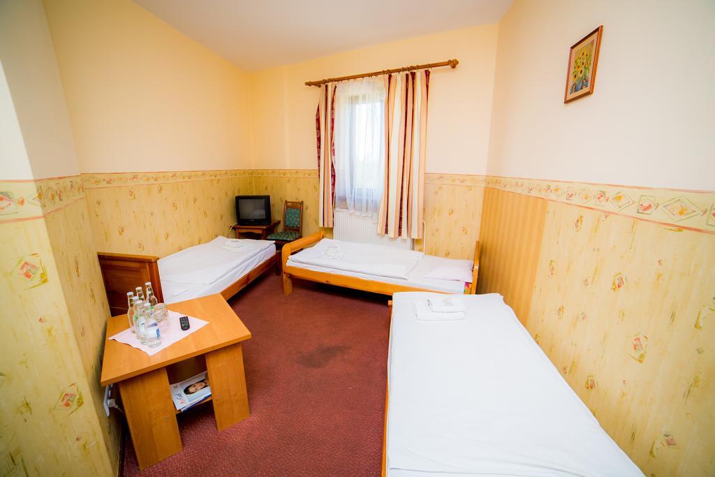 Zajazd Polonez Rzeszów Habitación foto